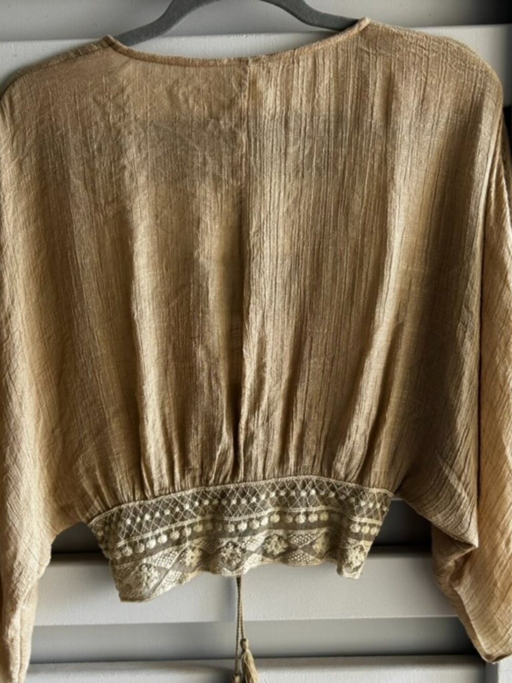 MAHINA top - Picture 3 of 3